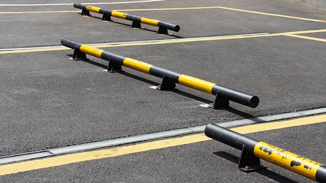 高速公路服务区停车服务注意事项与指南