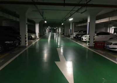 停车场被刮蹭怎么办？这4招帮你挽回损失